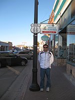 USA - Williams AZ - Johari & Arizona Route 66 (26 Apr 2009)